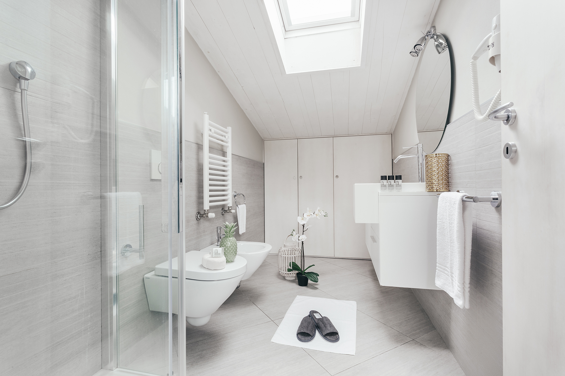 06_Re Enzo_Bagno_WEB